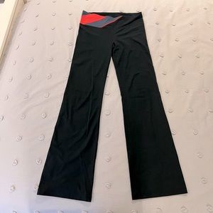 Women’s Under Armour Flare Pants